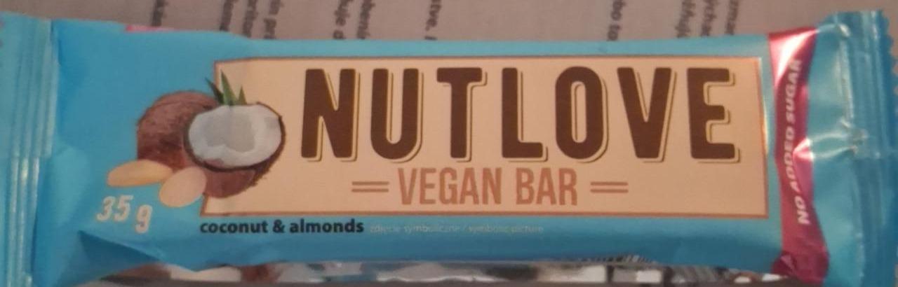 Zdjęcia - Vegan Bar Coconut & Almonds Nutlove