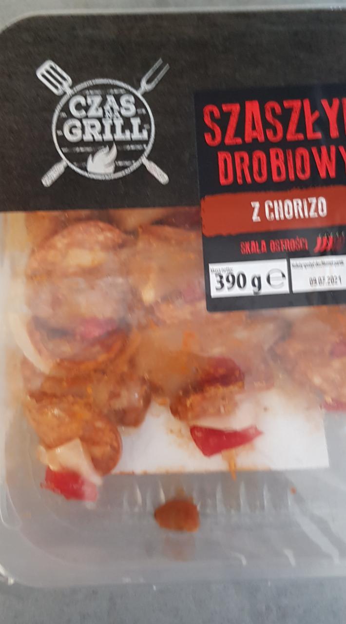 Zdjęcia - Szaszłyk drobiowy z chorizo czas na grill