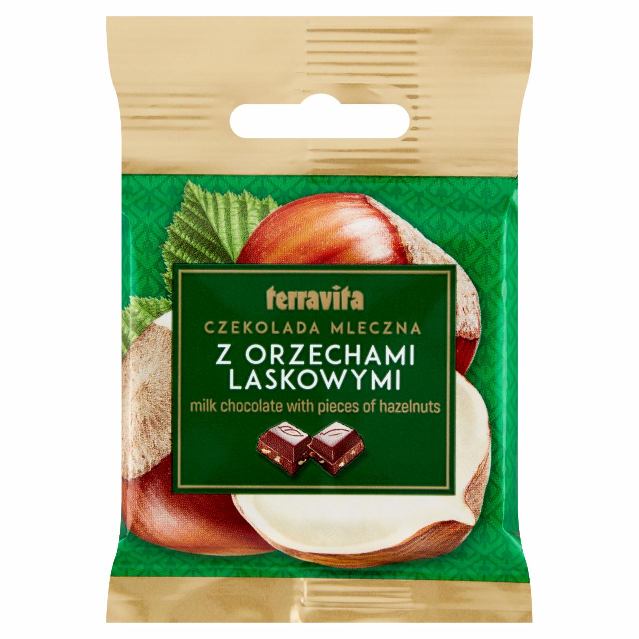 Zdjęcia - Terravita Czekolada mleczna z orzechami laskowymi 50 g