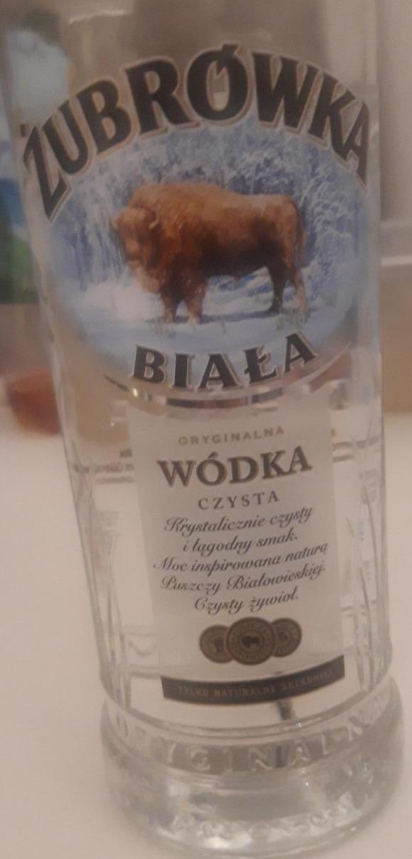 Zdjęcia - WÓDKA ŻUBRÓWKA BIAŁA