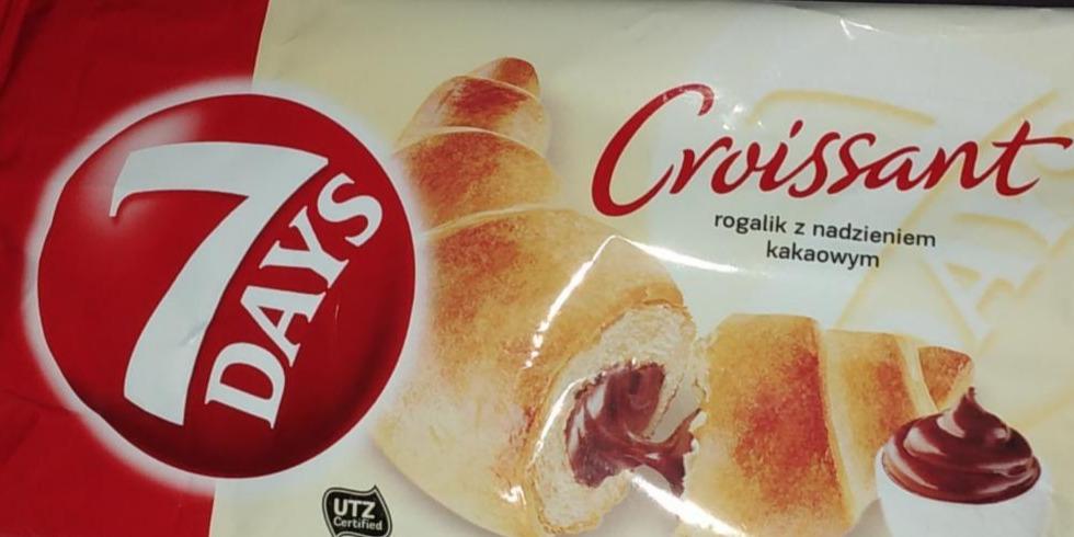 Zdjęcia - Croissant rogalik z nadzieniem kakaowym 7 days