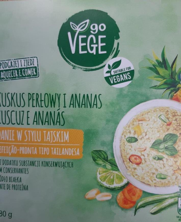 Zdjęcia - GoVege Kuskus perłowy i ananas. Danie w stylu tajskim