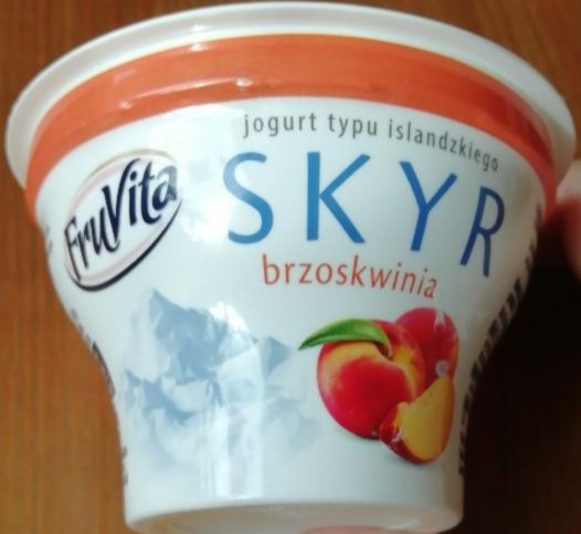 Zdjęcia - Skyr brzoskwinia FruVita