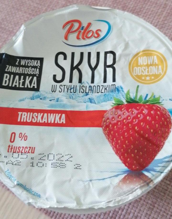 Zdjęcia - Skyr w stylu islandzkim truskawka Pilos