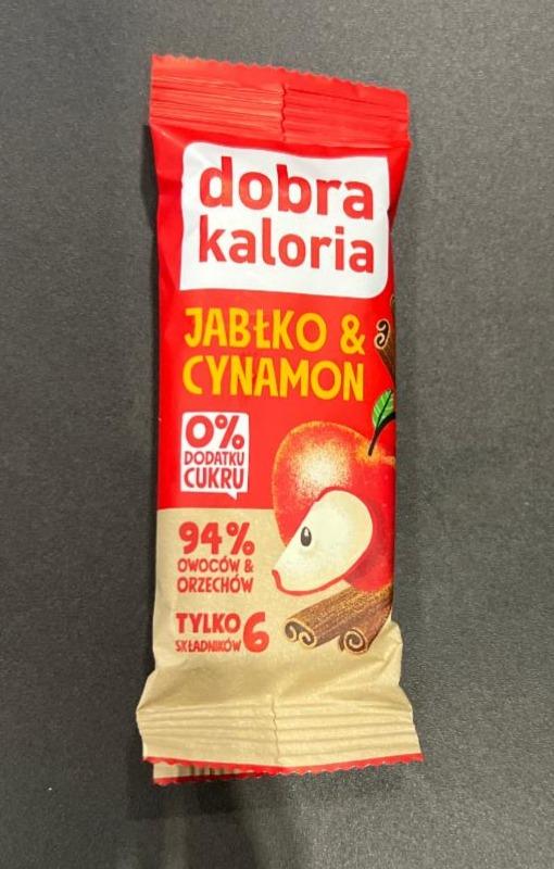 Zdjęcia - Dobra Kaloria Baton daktylowy jabłko & cynamon 35 g