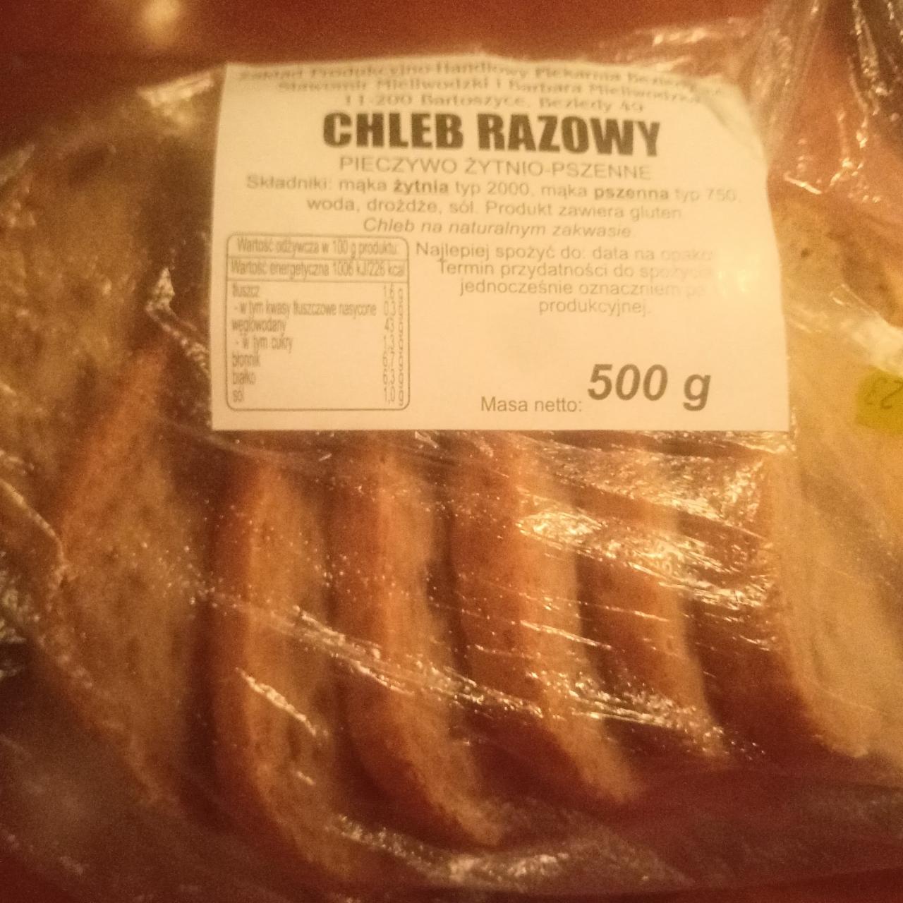 Zdjęcia - Chleb razowy Piekarnia Bezledy