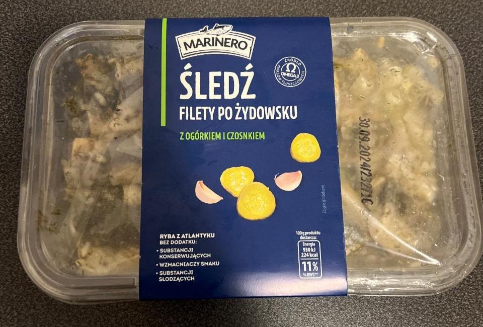 Zdjęcia - Śledź filety po żydowsku z ogórkiem i czosnkiem Marinero