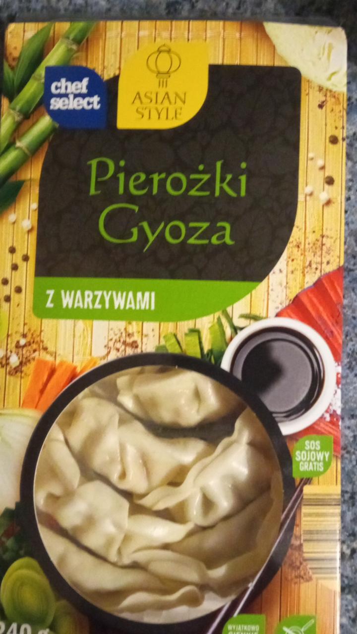 Zdjęcia - Pierozki gyoza z warzywami Chef select