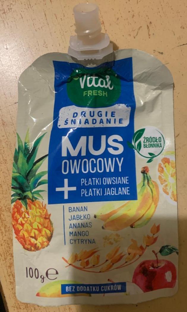 Zdjęcia - Mus owocowy + płatki owsiane płatki jaglane banan jabłko ananas mango cytryna Vital fresh