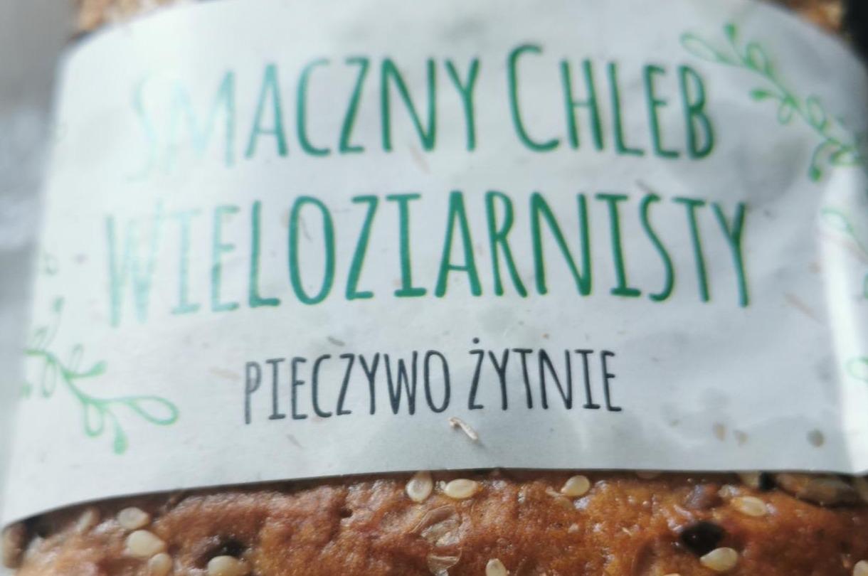 Zdjęcia - Smaczny chleb wieloziarnisty pieczywo żytnie