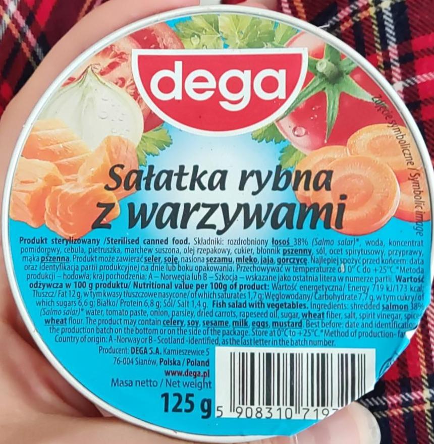 Zdjęcia - Sałatka rybna z warzywami Dega