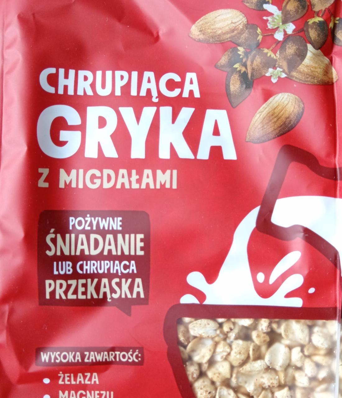 Zdjęcia - Chrupiąca gryka z melasą i migdałami 100 g Dobra Kaloria