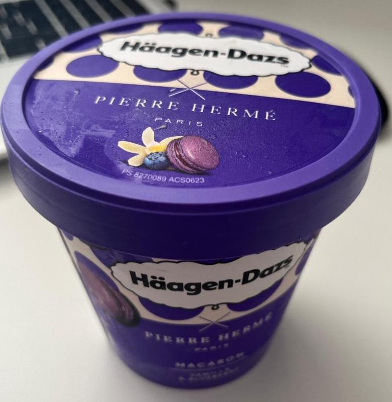 Zdjęcia - Pierre Herme Macaron vanilla & blueberry Häagen-Dazs