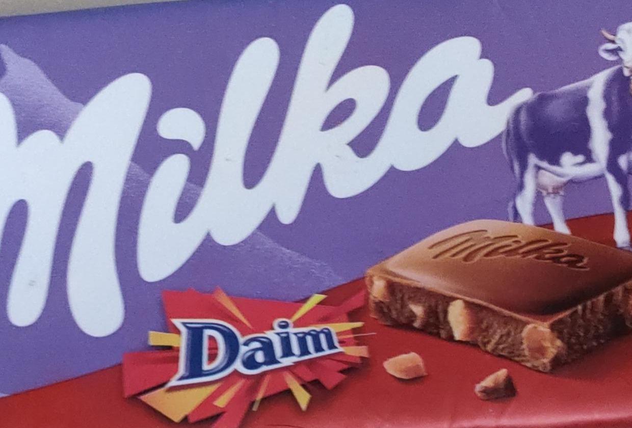 Zdjęcia - Daim czekolada mleczna z kawałkami migdałów Milka