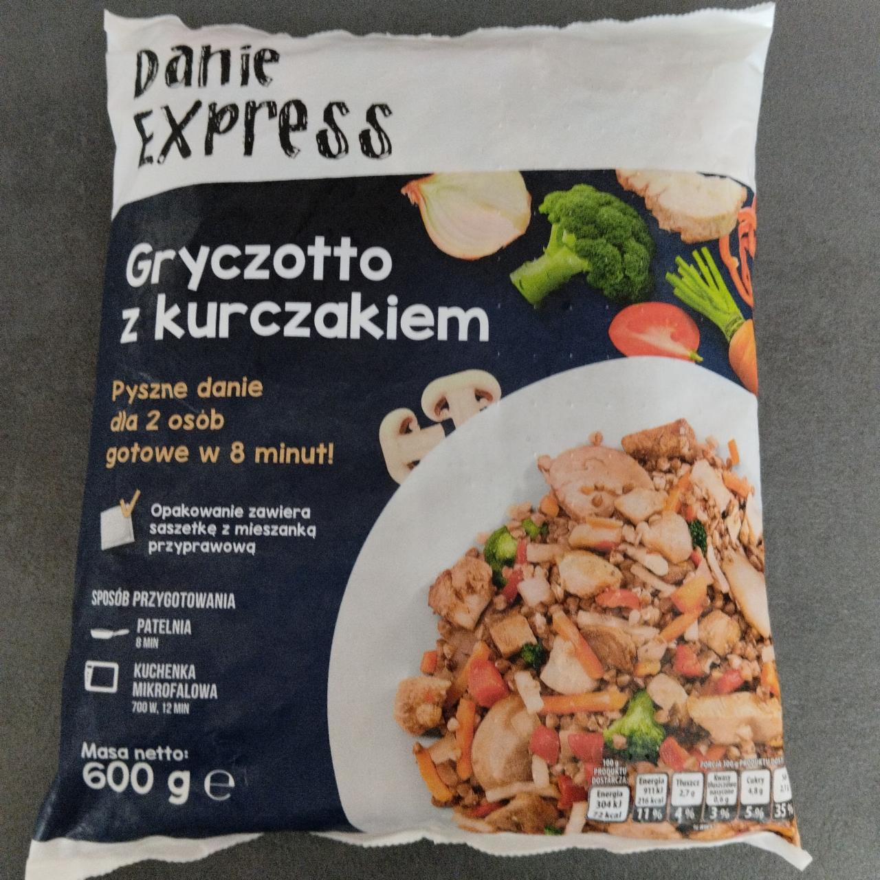 Zdjęcia - Danie Express Gryczotto z kurczakiem