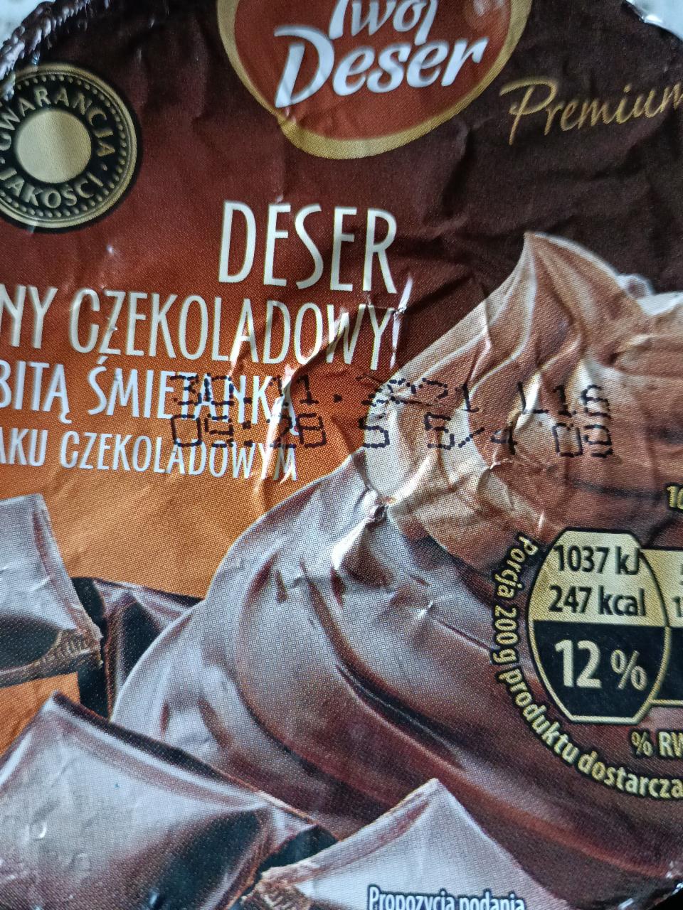 Zdjęcia - deser mleczny czekoladowy z bitą śmietaną o smaku czekoladowym Twój deser