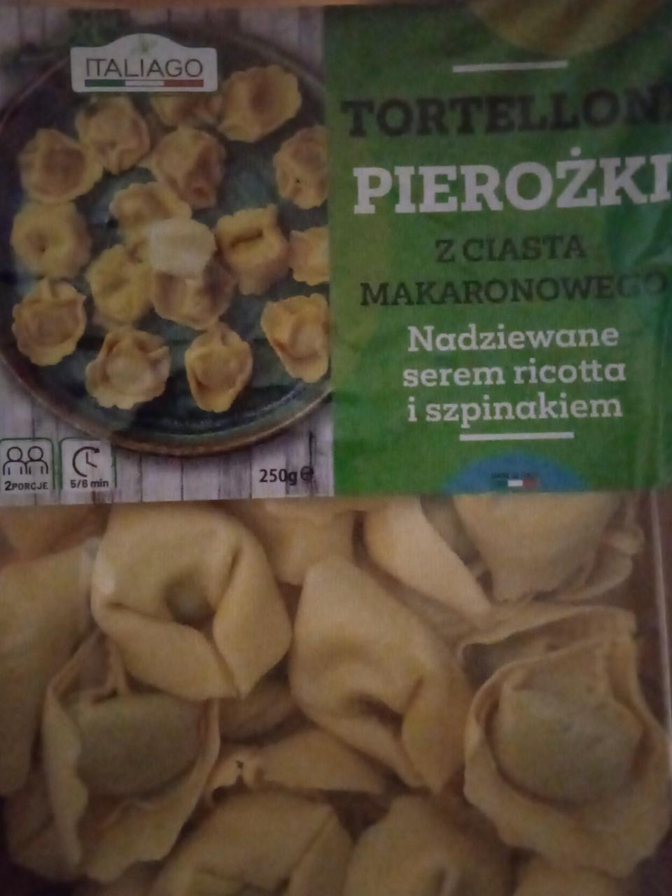 Zdjęcia - TORTELLONI Pierożki z ciasta Makaronowego Nadziewane serem o szpinakiem italiago