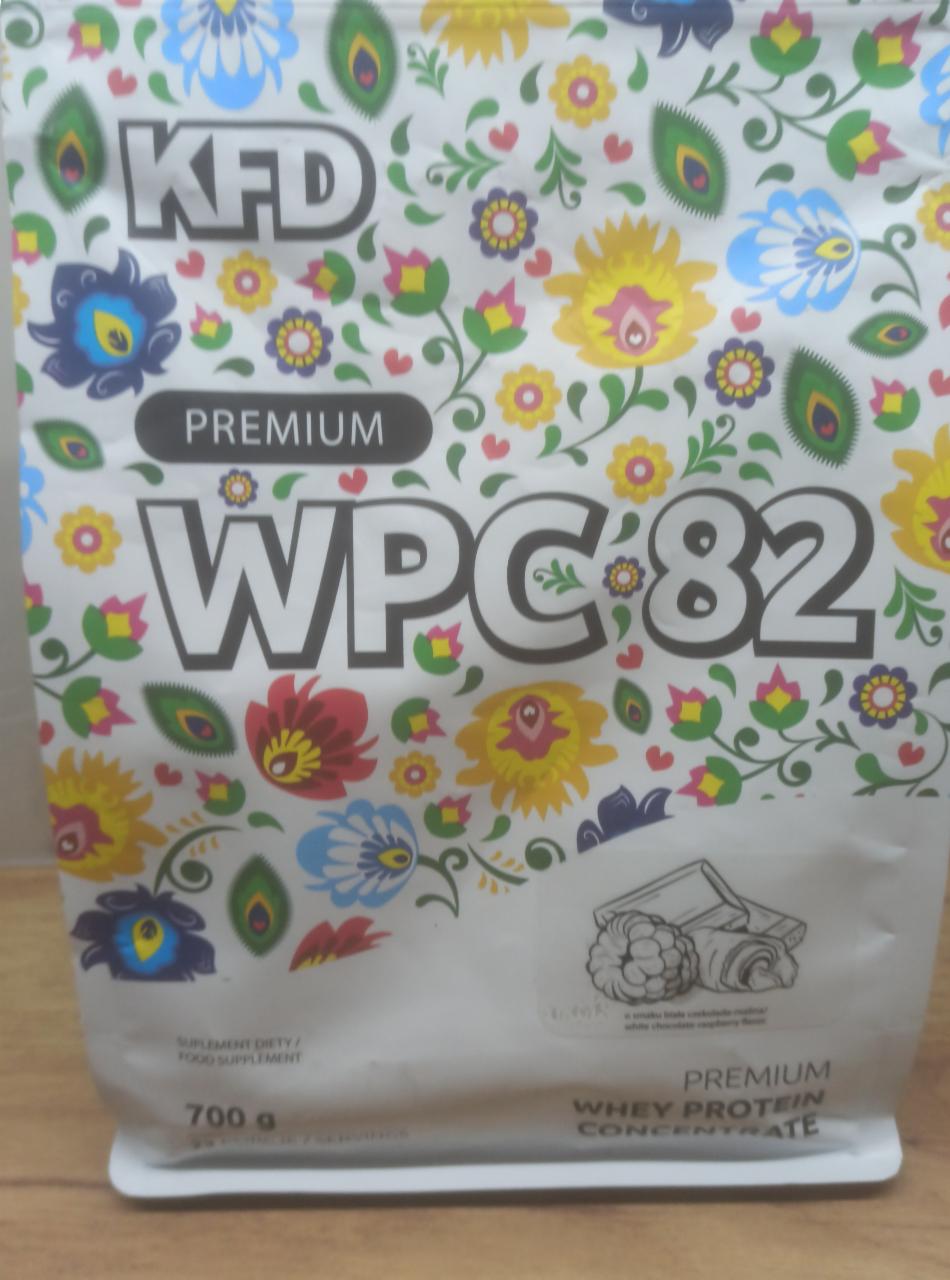 Zdjęcia - WPC 82 premium biała czekolada-malina KFD premium