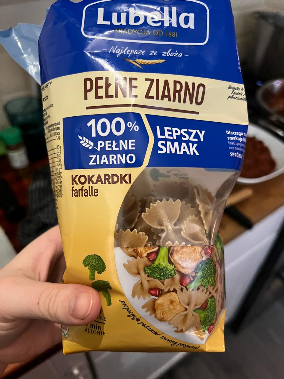 Zdjęcia - Pełne ziarno kokardki farfalle Lubella