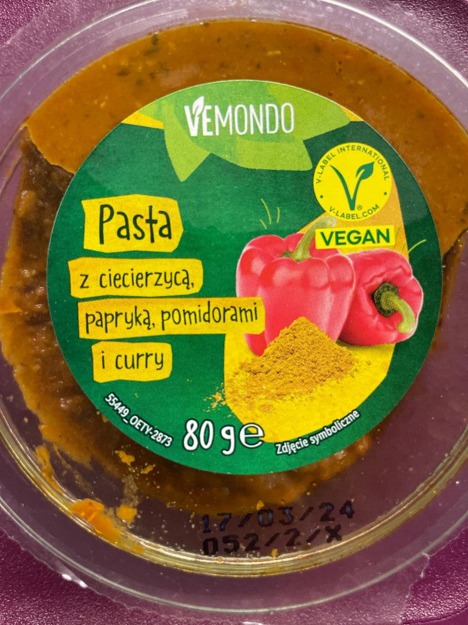 Zdjęcia - Pasta z ciecierzycą, papryką, pomidorami i curry VEMONDO