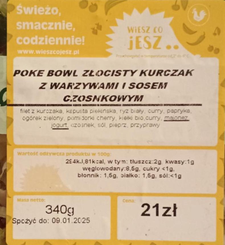 Zdjęcia - Poke bowl złocisty kurczak z warzywami i sosem czosnkowym Wiesz Co Jesz