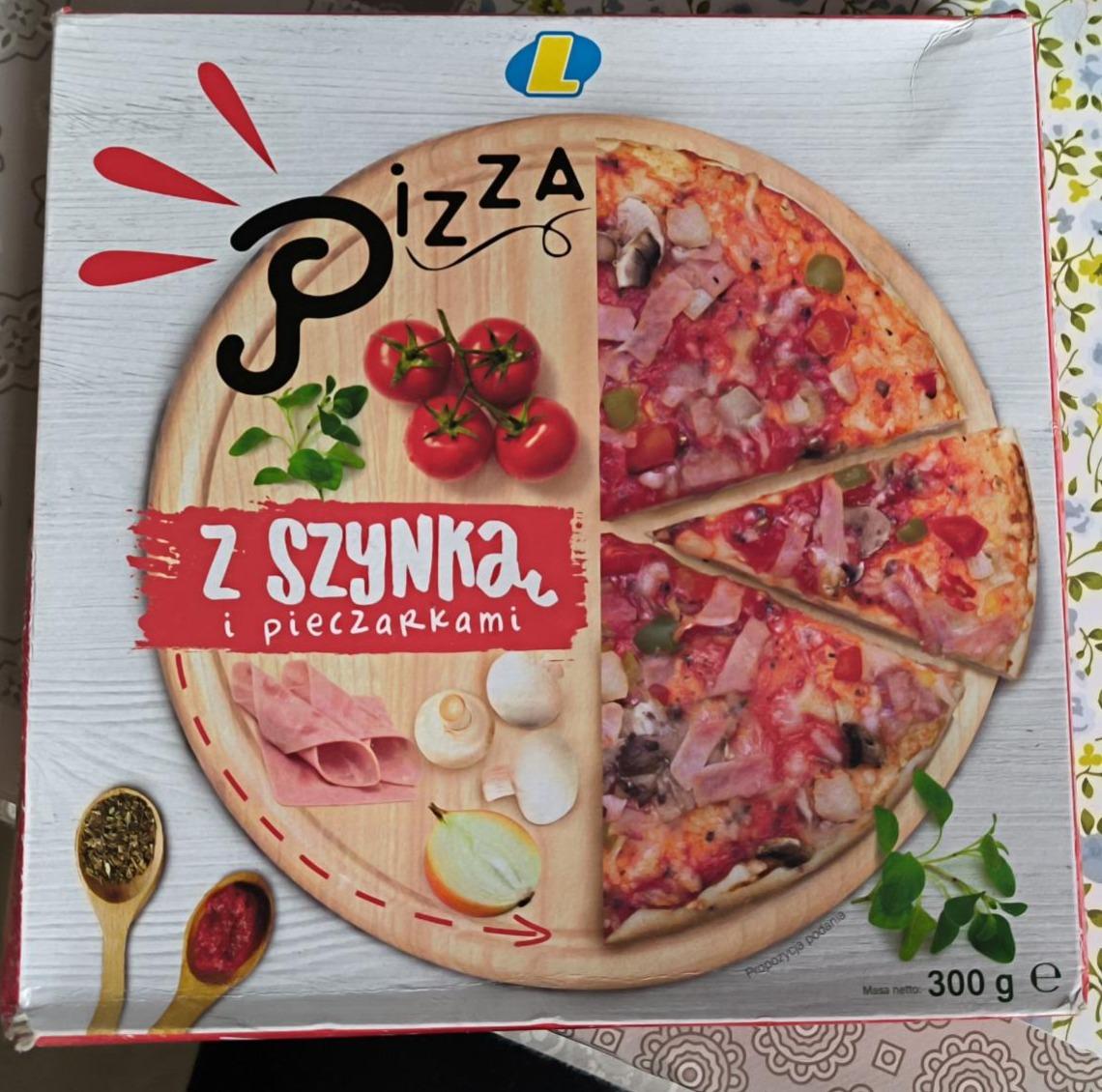 Zdjęcia - Pizza z szynką i pieczarkami Lewiatan