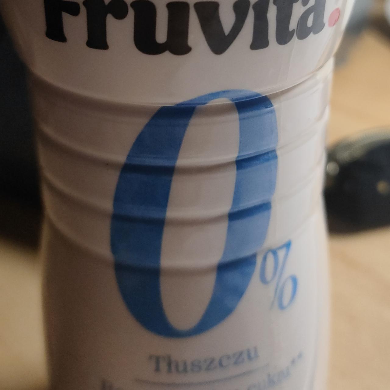 Zdjęcia - Jogurt pitny truskawkowy 0% tłuszczu Fruvita