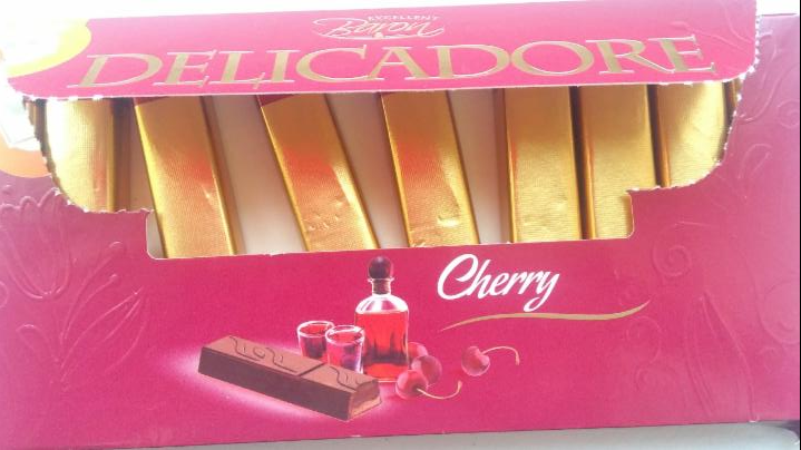 Zdjęcia - Delicadore Czekolada z nadzieniami o smaku cherry 200 g