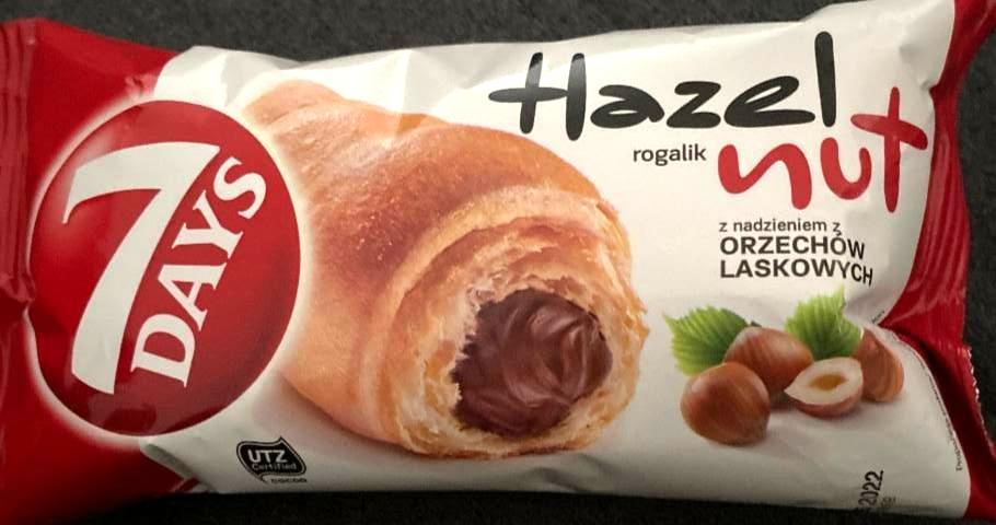 Zdjęcia - Croissant hazelnut 7 Days