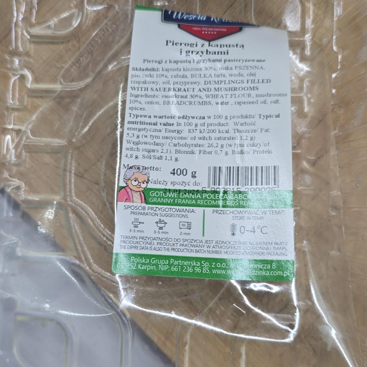 Zdjęcia - Pierogi z kapusta i grzybami Wesoła Rodzinka