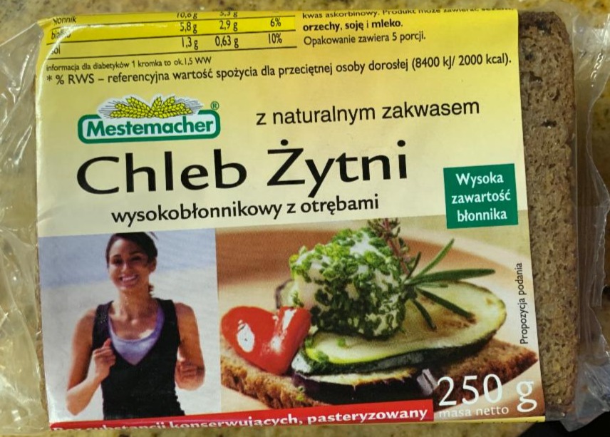 Zdjęcia - Mestemacher Chleb żytni wysokobłonnikowy z otrębami 250 g