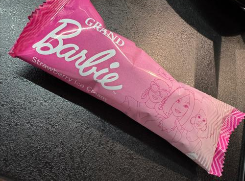 Zdjęcia - Barbie strawberry ice cream Grand
