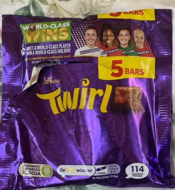 Zdjęcia - Twirl Chocolate Bar Cadbury