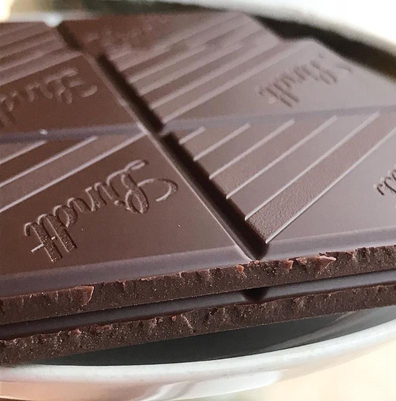 Zdjęcia - Lindt Excellence 65 % Cocoa Czekolada mleczna 80 g