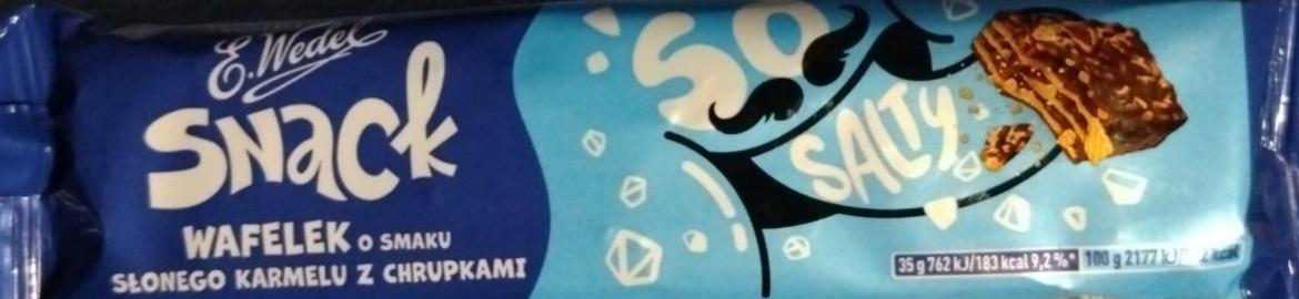 Zdjęcia - E. Wedel Wafelek o smaku słonego karmelu z chrupkami w czekoladzie mlecznej 35 g