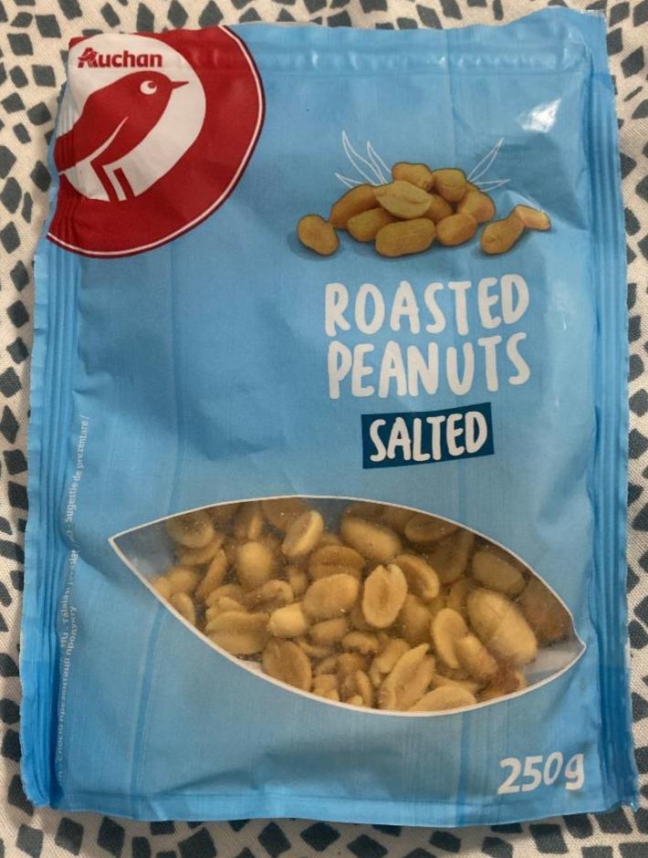 Zdjęcia - Roasted peanuts salted Auchan