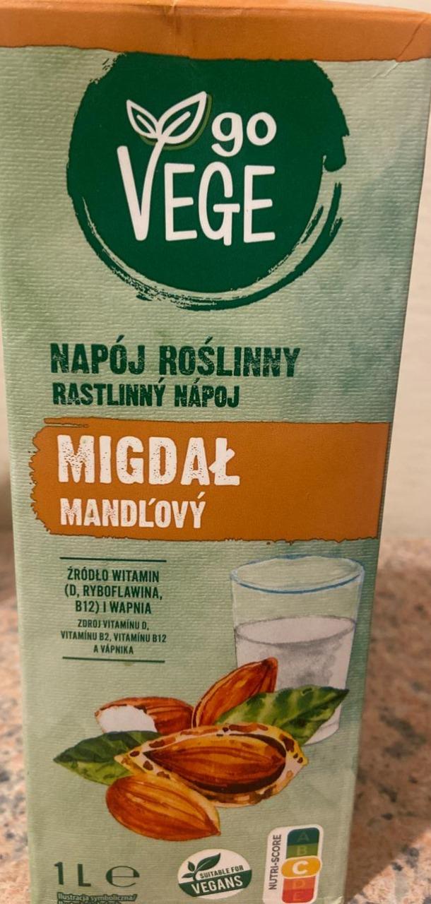 Zdjęcia - Napój roślinny migdał Go Vege