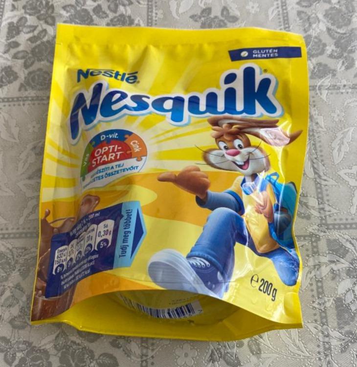 Zdjęcia - Rozpuszczalny napój kakaowy z dodatkiem witamin Nesquik