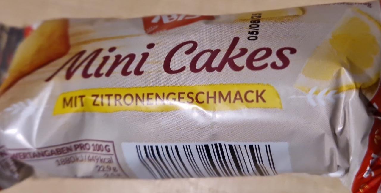 Zdjęcia - Mini cakes mit zitronengeschmack IBIS