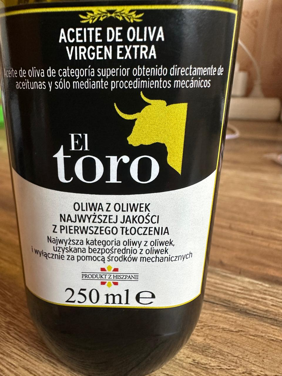 Zdjęcia - El Toro Oliwa z oliwek najwyższej jakości z pierwszego tłoczenia 250 ml