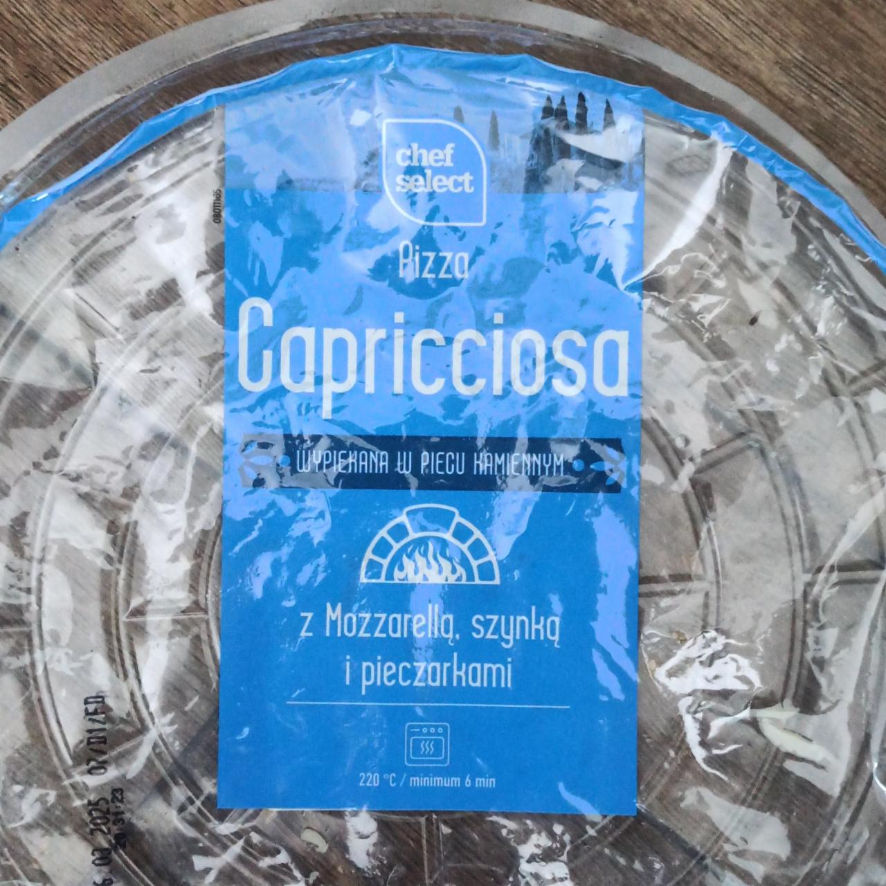 Zdjęcia - Pizza capricciosa z mozzarellą szynką i pieczarkami Chef Select