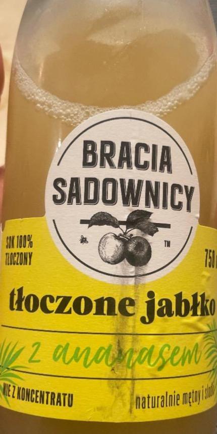 Zdjęcia - Tłoczone jabłko z ananasem Bracia Sadownicy