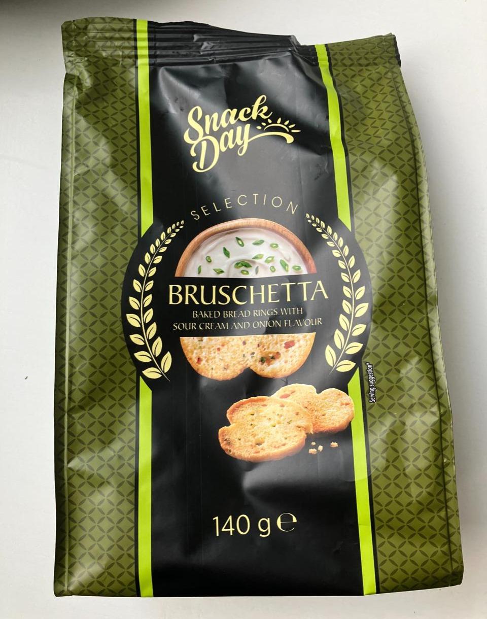 Zdjęcia - Bruschetta sour cream and onion Snack Day