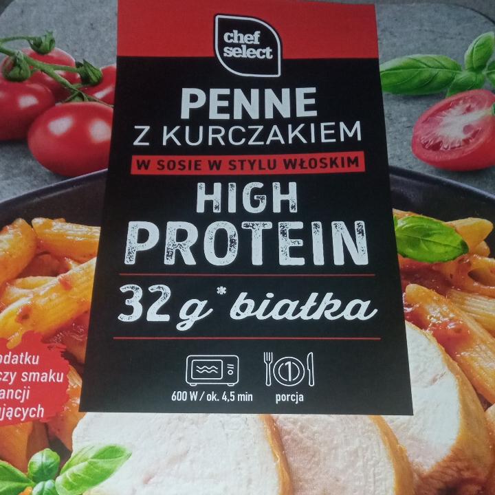 Zdjęcia - Penne z kurczakiem w sosie w stylu włoskim high protein Chef Select