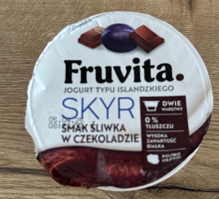 Zdjęcia - Skyr smak śliwka v czekoladzie FruVita