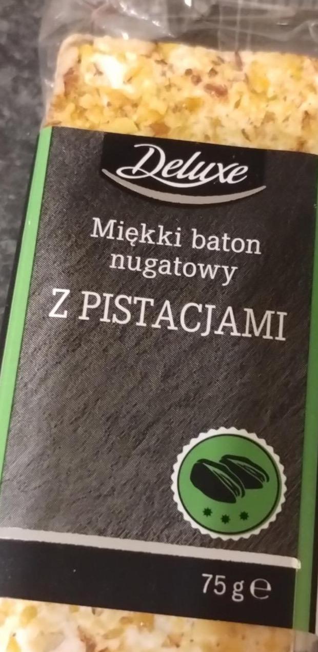 Zdjęcia - Miękki baton nugatowy z pistacjami Deluxe