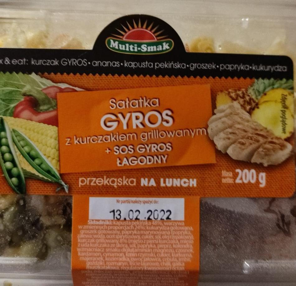 Zdjęcia - Sałatka gyros z kurczakiem grillowanym i sos gyros łagodny 200 g
