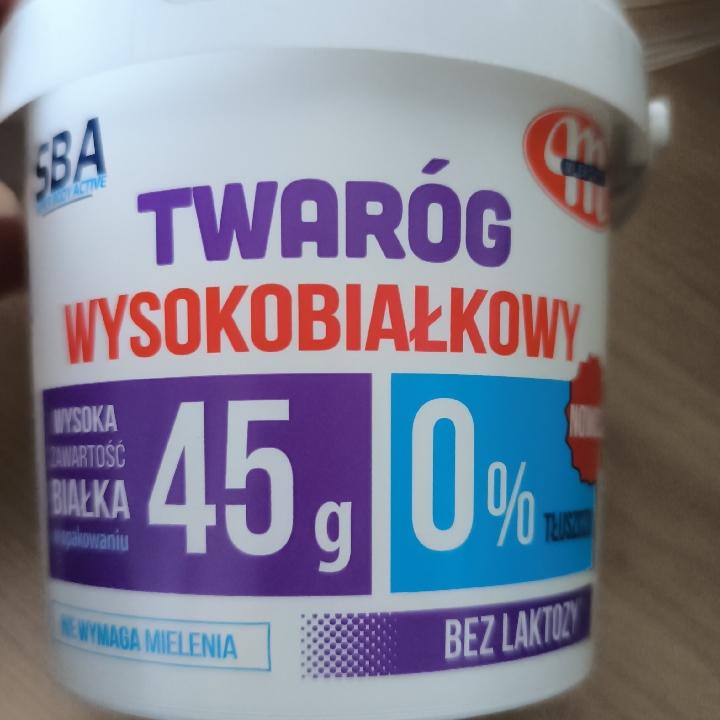 Zdjęcia - Twaróg wysokobiałkowy bez laktozy SBA Mlekovita