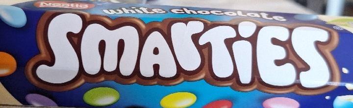 Zdjęcia - Smarties white chocolate Nestlé
