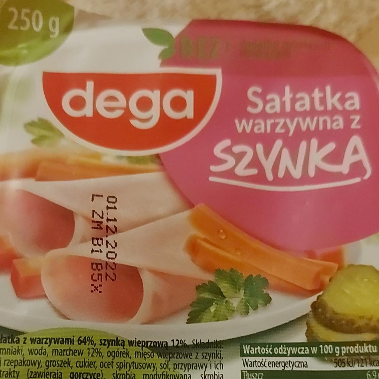 Zdjęcia - Sałatka warzywna z szynką dega